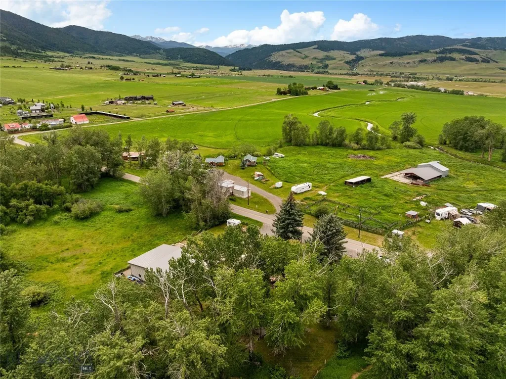 16949 Wilson Creek Gallatin Gateway MT 59730