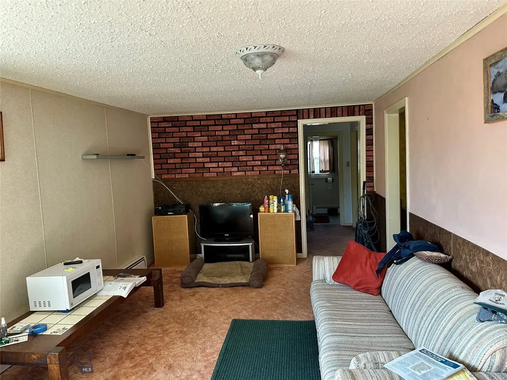 2715 Ottawa Street Butte MT 59701