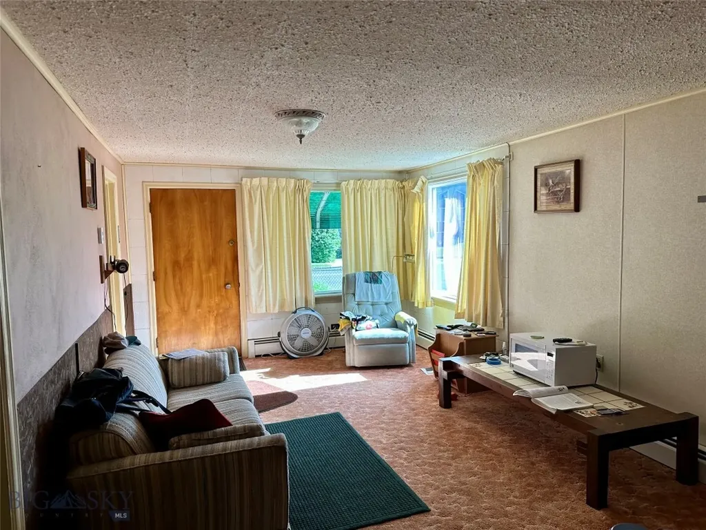2715 Ottawa Street Butte MT 59701