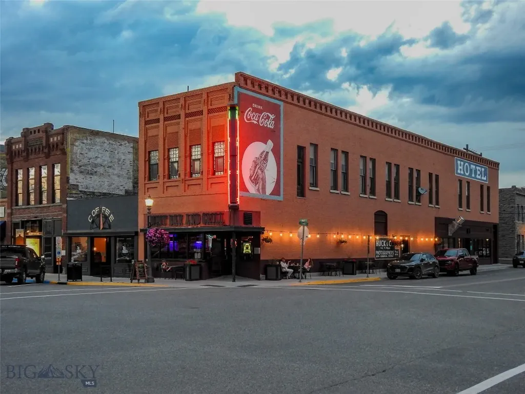 102 N Main Street Livingston MT 59047