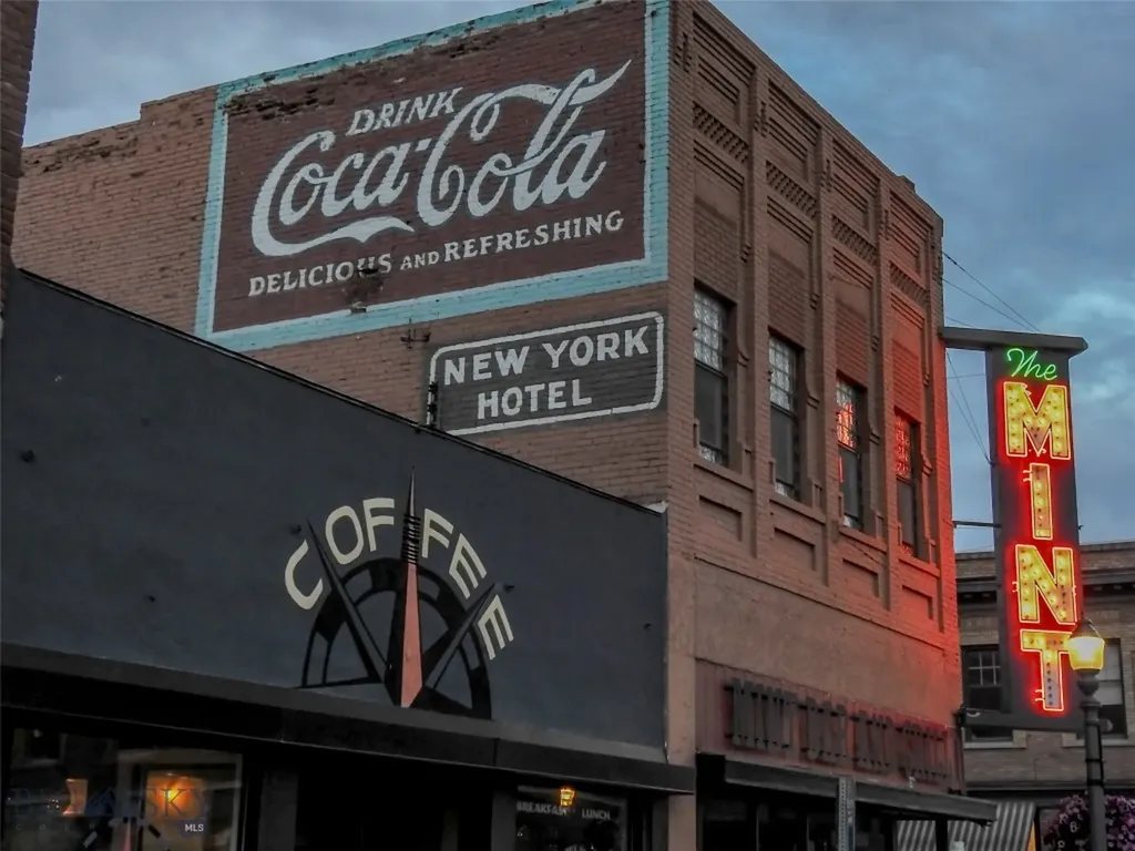 102 N Main Street Livingston MT 59047