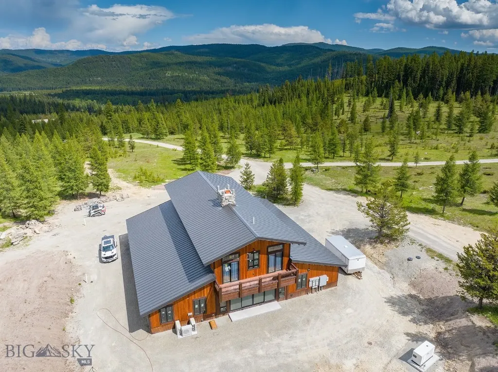 4475 & 4505 Star Meadows Road Whitefish MT 59937