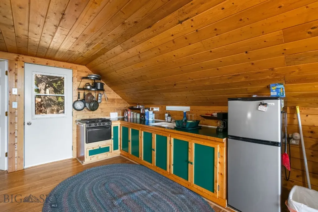 502 Quinn Creek Road Bozeman MT 59715