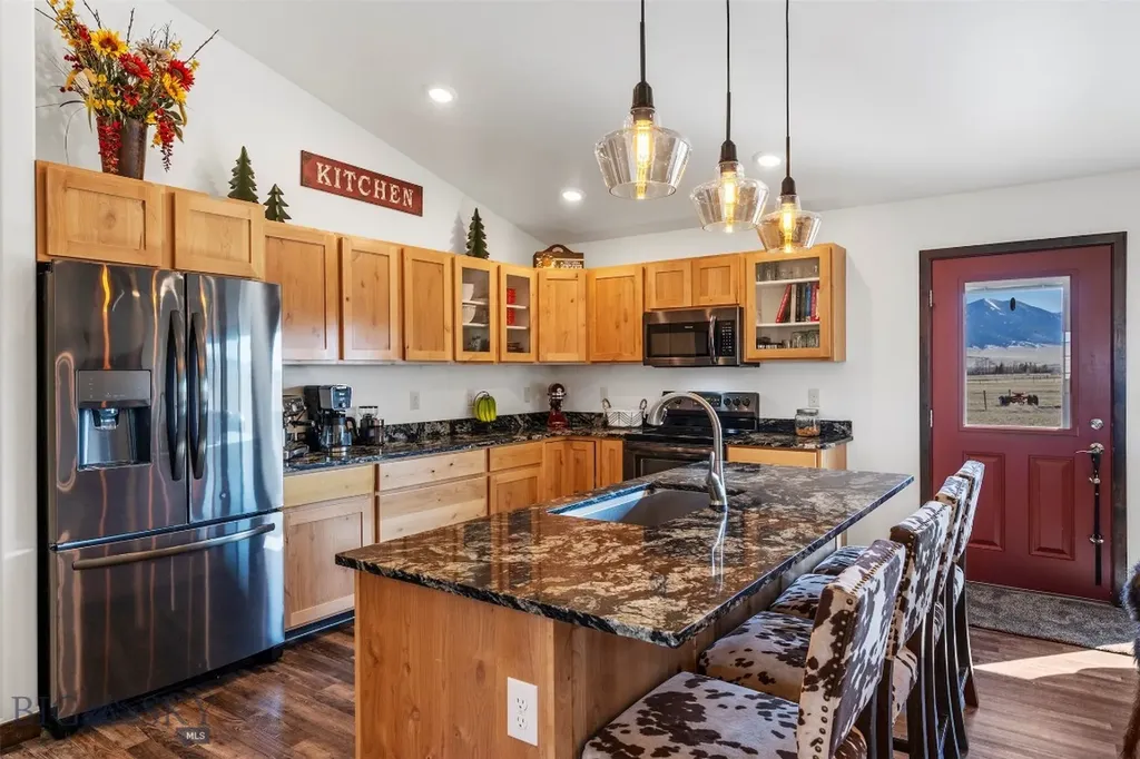 9 Fraker Loop Whitehall MT 59759