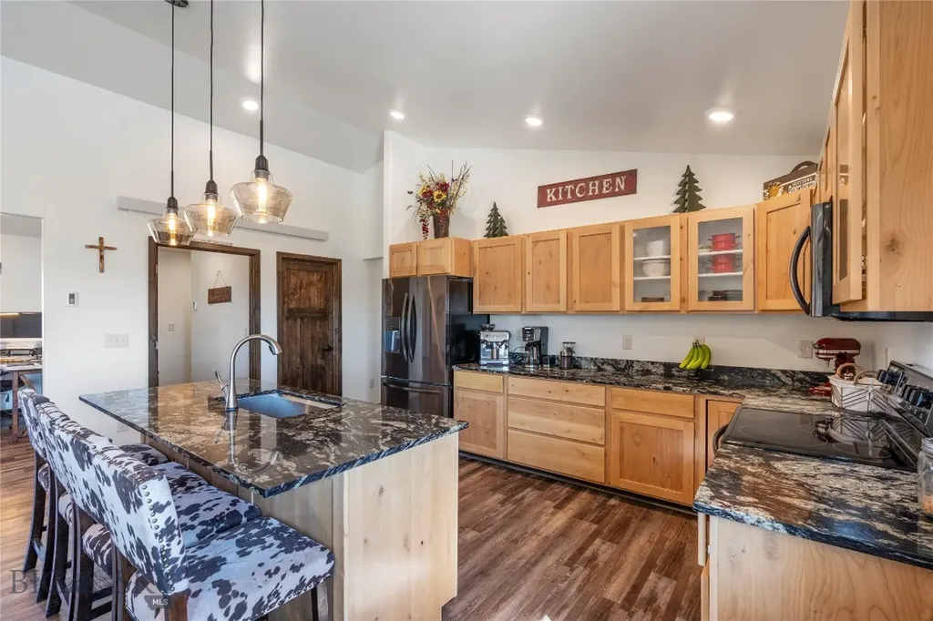 9 Fraker Loop Whitehall MT 59759