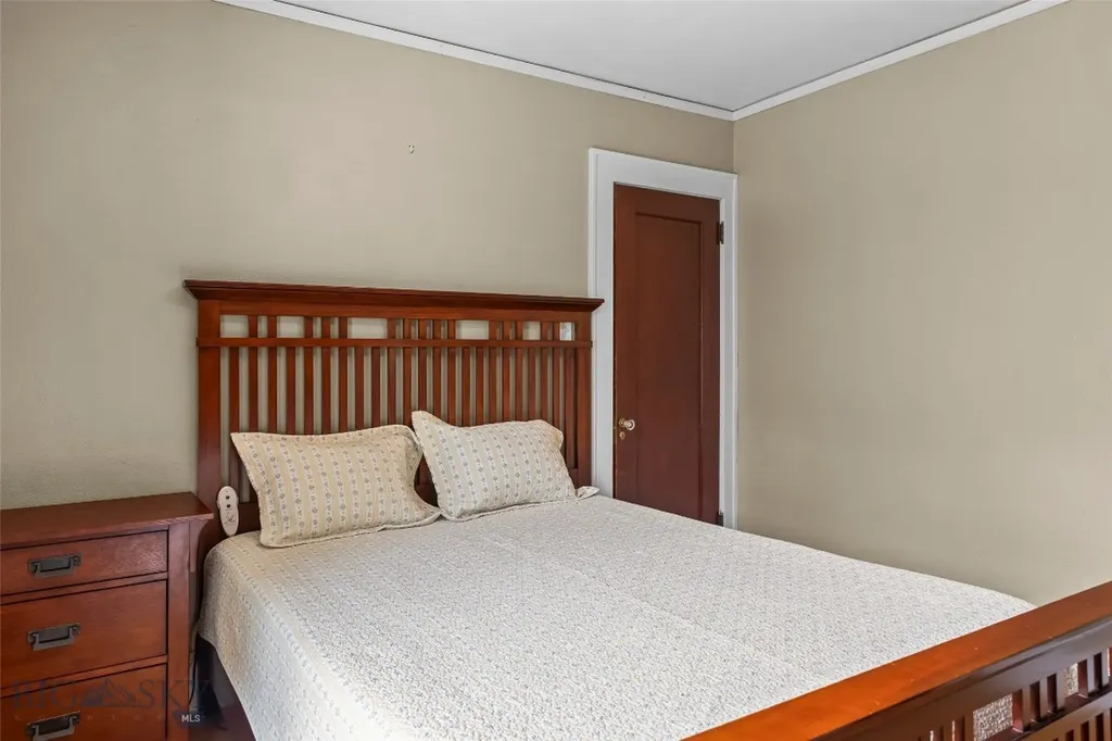 114 S 8th Street Livingston MT 59047