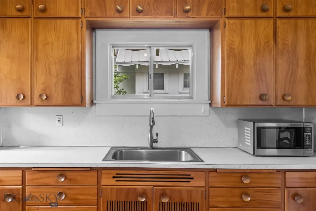 114 S 8th Street Livingston MT 59047