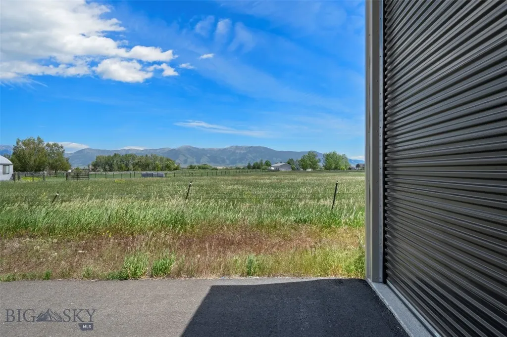 5102 Jackrabbit & 15 E Cameron Bridge Lane Belgrade MT 59714