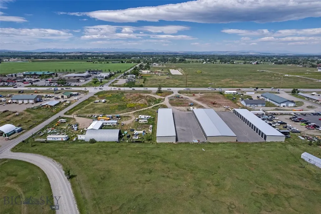 5102 Jackrabbit & 15 E Cameron Bridge Lane Belgrade MT 59714