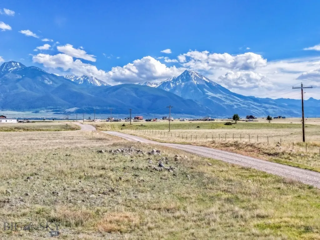 45 Inverness Road Livingston MT 59047