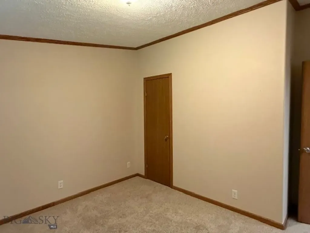 426 N Chestnut Street Dillon MT 59725