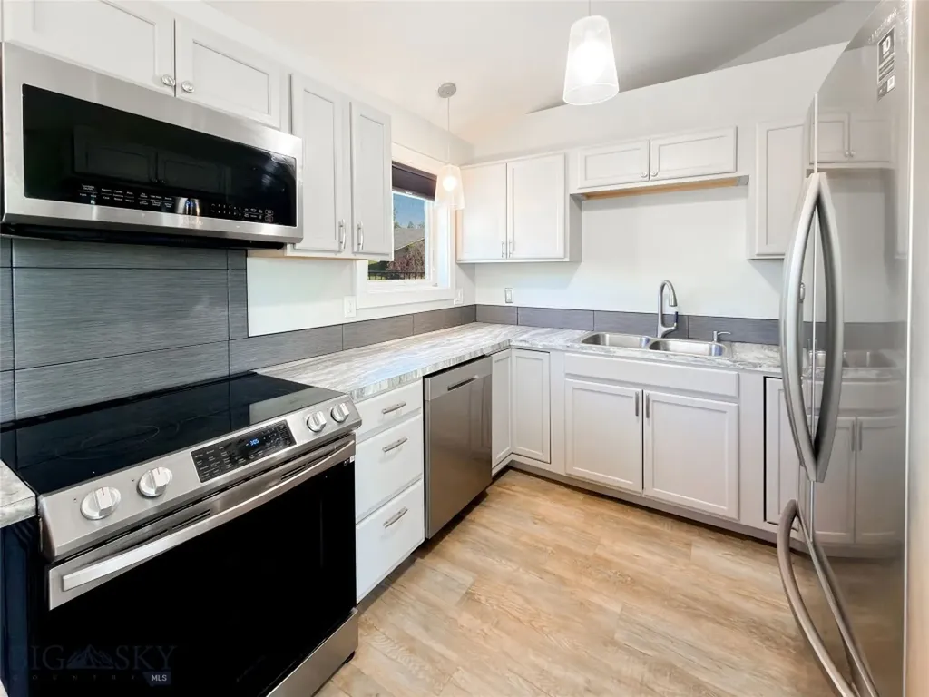 703 Mayfair Belgrade MT 59714