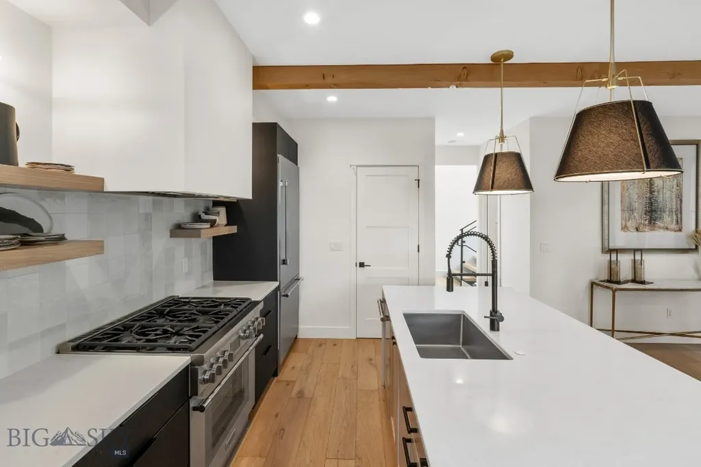 208 S 3rd Avenue Bozeman MT 59715