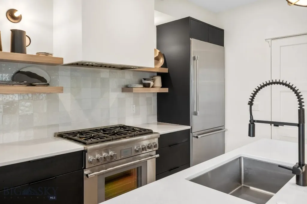 208 S 3rd Avenue Bozeman MT 59715