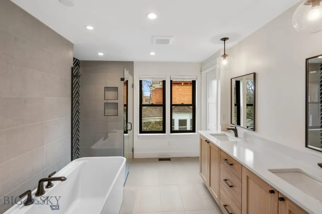 208 S 3rd Avenue Bozeman MT 59715