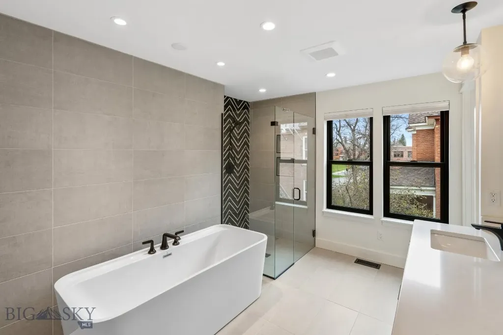 208 S 3rd Avenue Bozeman MT 59715