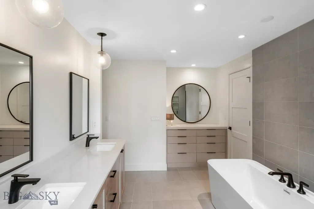 208 S 3rd Avenue Bozeman MT 59715