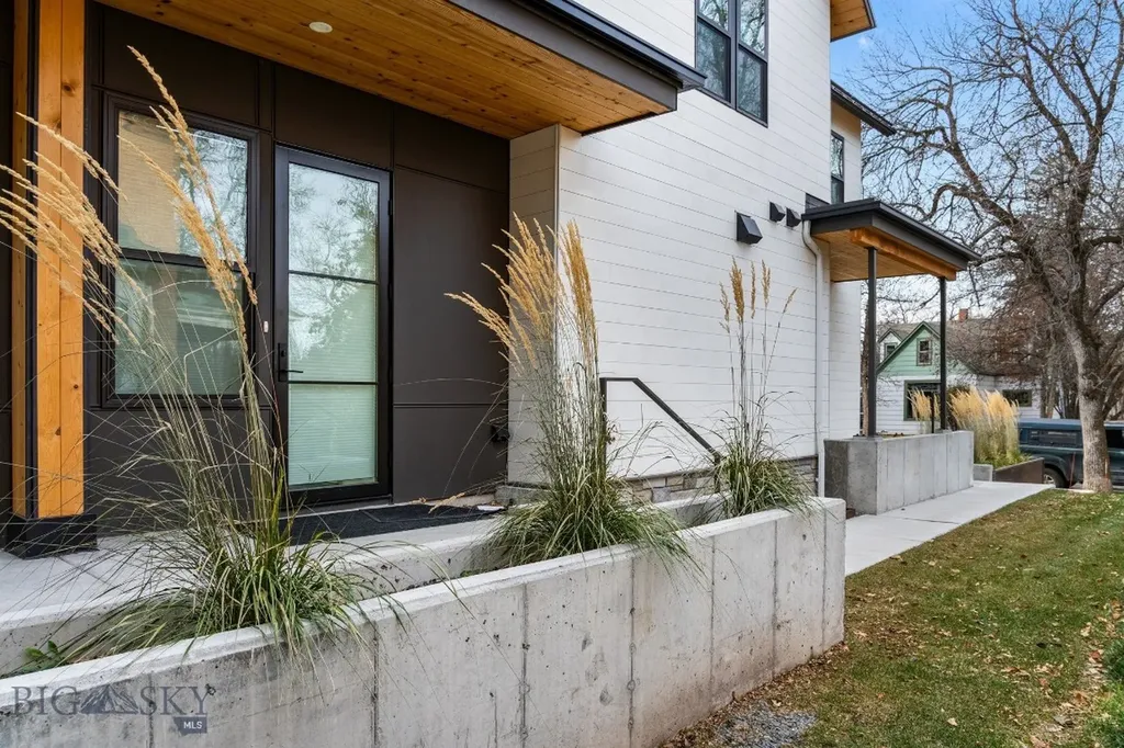 208 S 3rd Avenue Bozeman MT 59715
