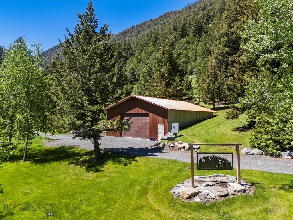 23 Whispering Pines Way Cardwell MT 59721