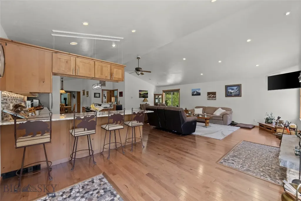 23 Whispering Pines Way Cardwell MT 59721