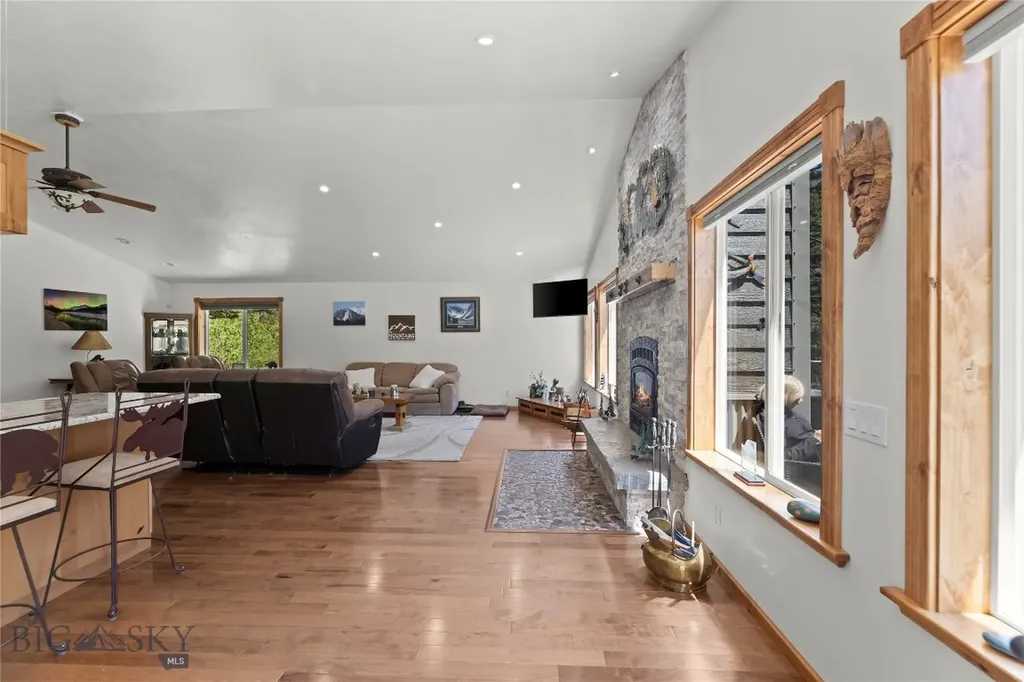 23 Whispering Pines Way Cardwell MT 59721