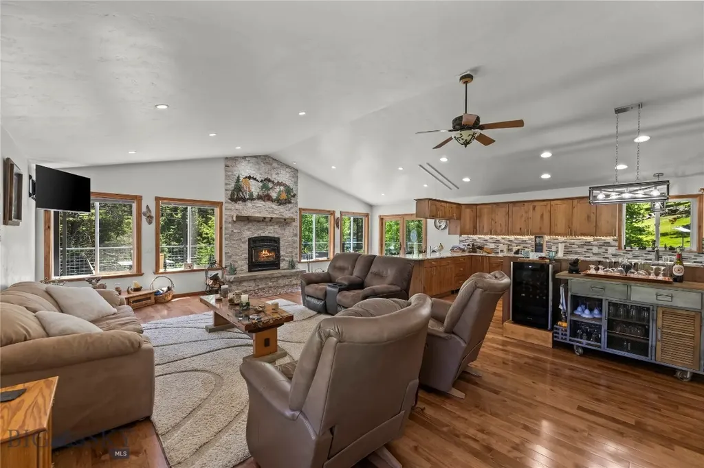 23 Whispering Pines Way Cardwell MT 59721