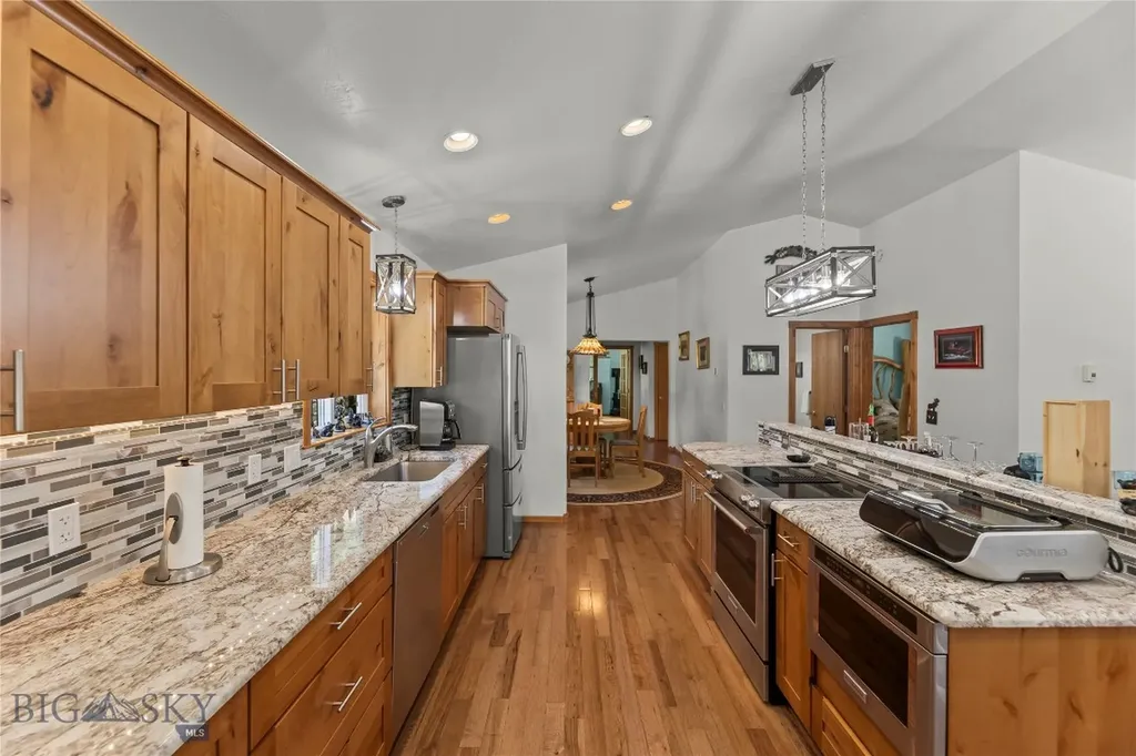 23 Whispering Pines Way Cardwell MT 59721