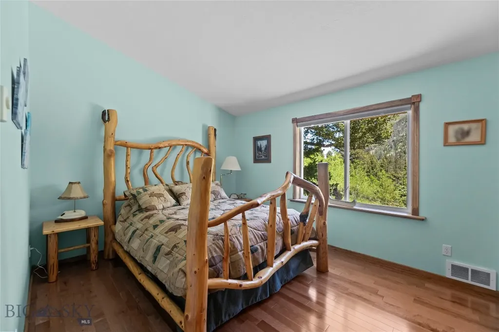 23 Whispering Pines Way Cardwell MT 59721