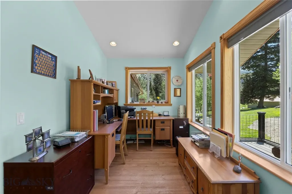 23 Whispering Pines Way Cardwell MT 59721