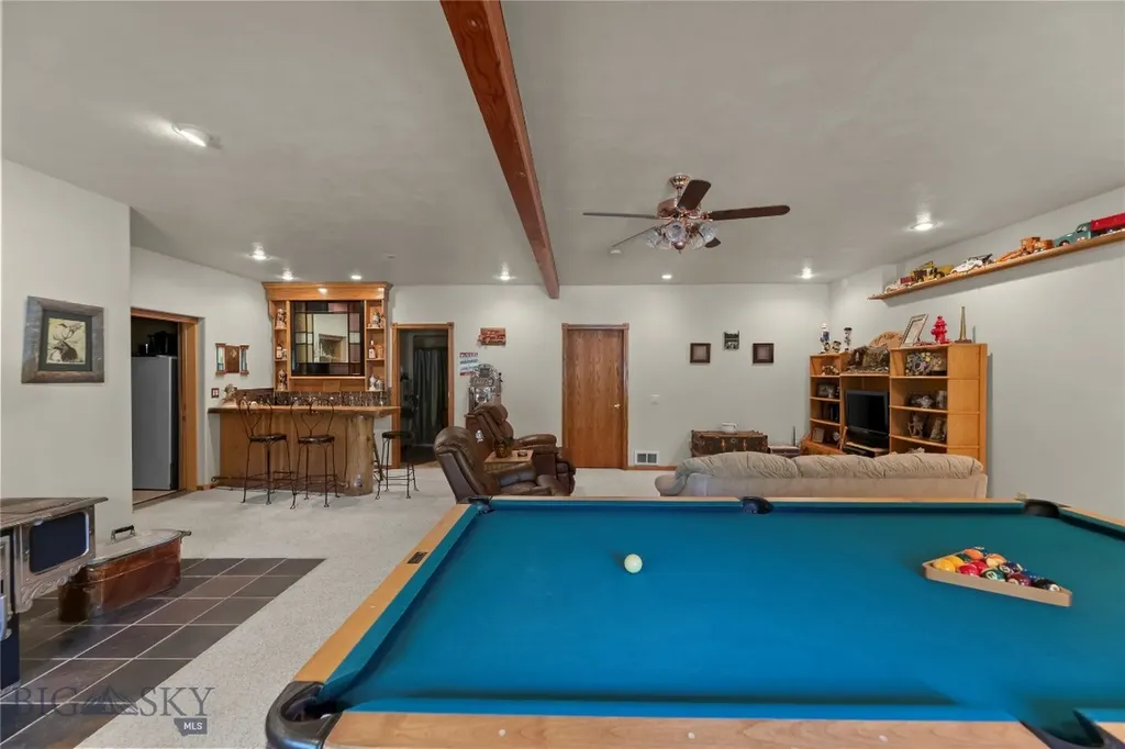 23 Whispering Pines Way Cardwell MT 59721