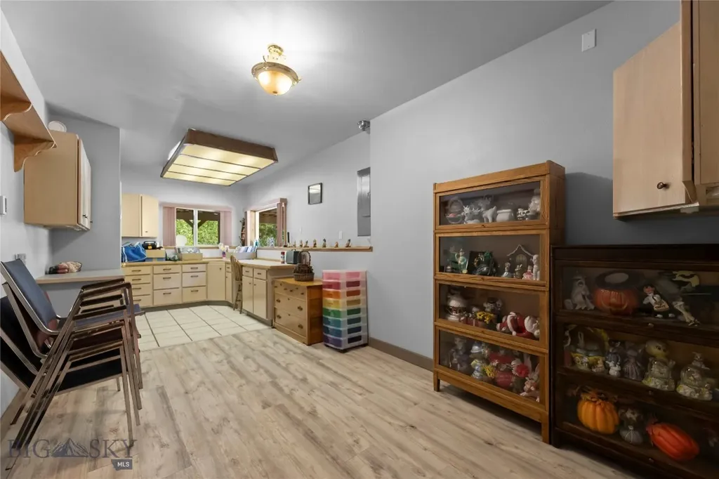 23 Whispering Pines Way Cardwell MT 59721