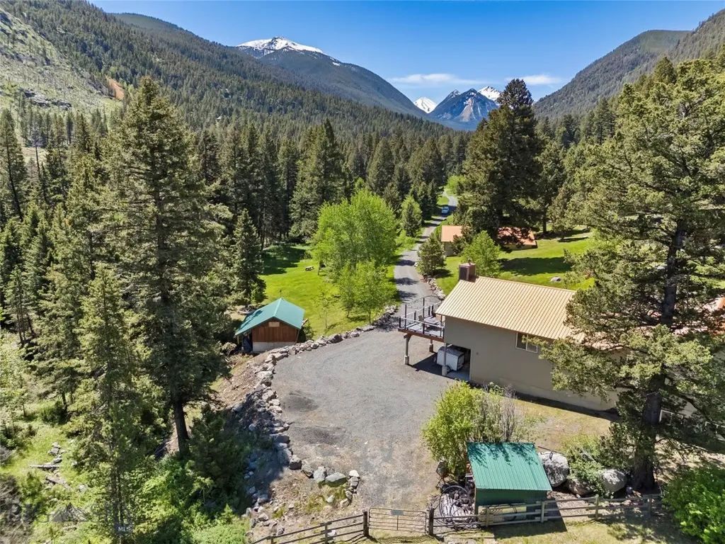 23 Whispering Pines Way Cardwell MT 59721