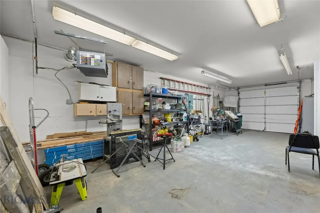 23 Whispering Pines Way Cardwell MT 59721