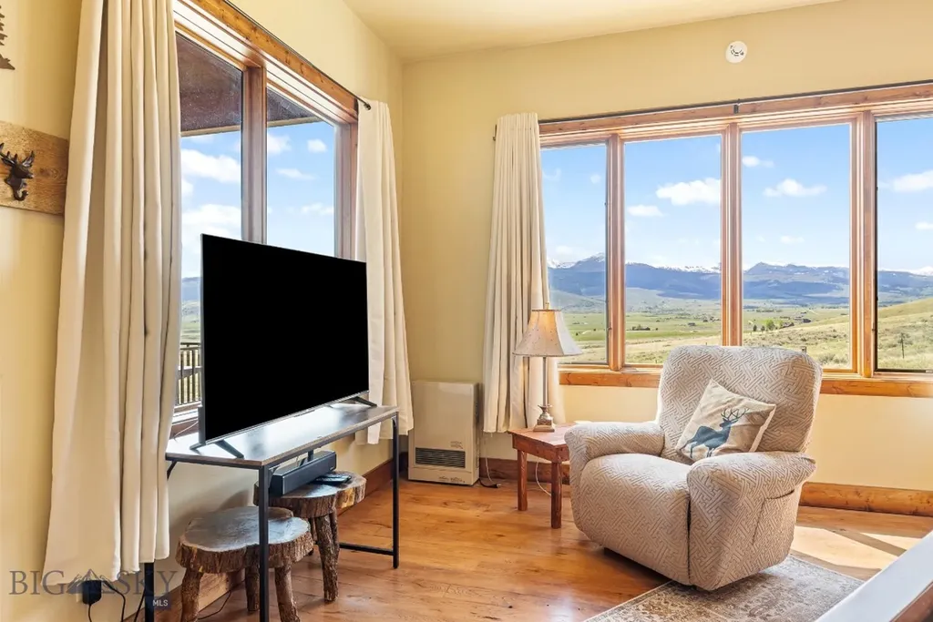 11 Twin Knob Lane Mcallister MT 59740