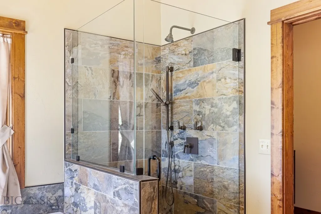 11 Twin Knob Lane Mcallister MT 59740