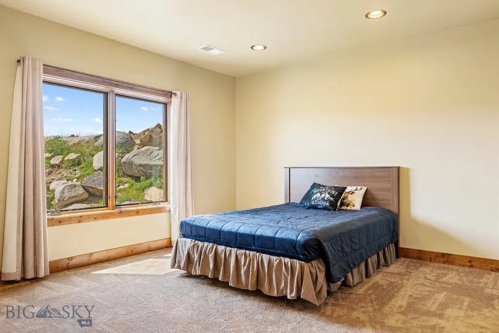 11 Twin Knob Lane Mcallister MT 59740