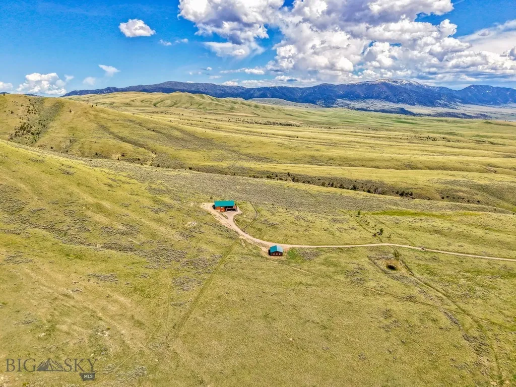 11 Twin Knob Lane Mcallister MT 59740