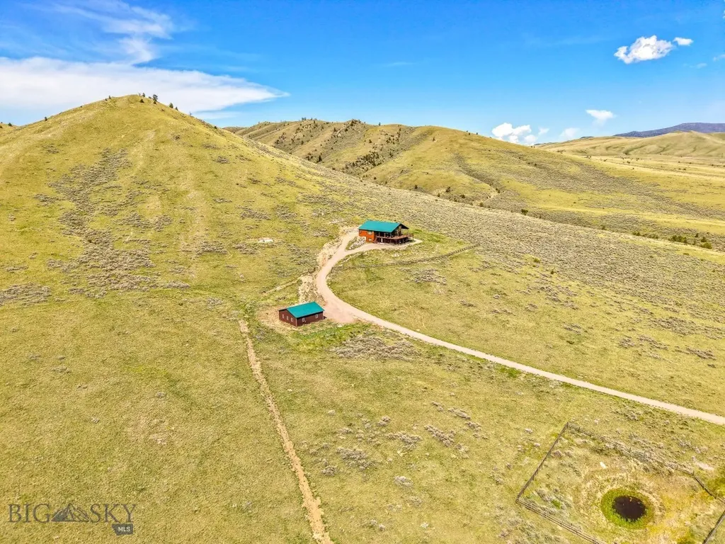 11 Twin Knob Lane Mcallister MT 59740