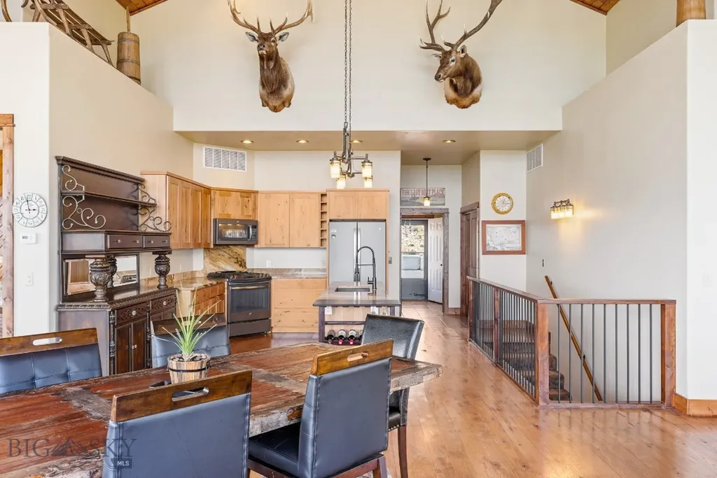11 Twin Knob Lane Mcallister MT 59740