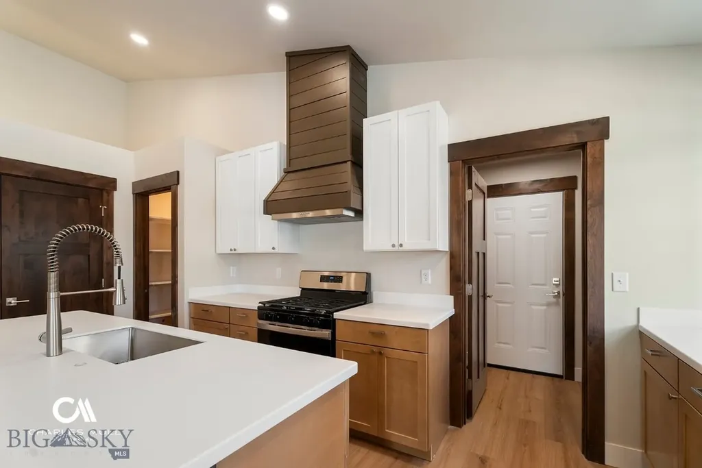 720 Elm Street Helena MT 59601