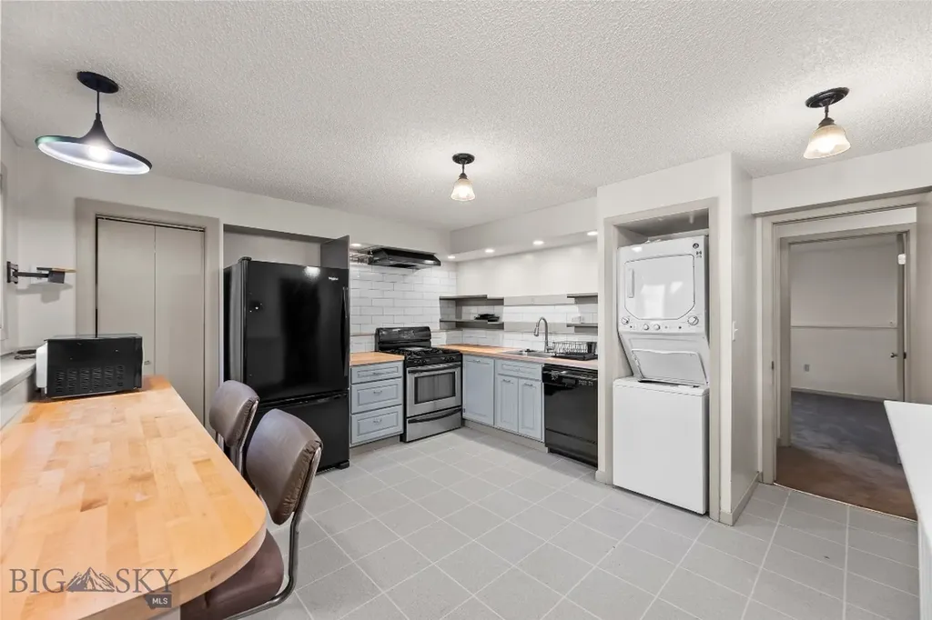 7103 Bristol Lane Bozeman MT 59715