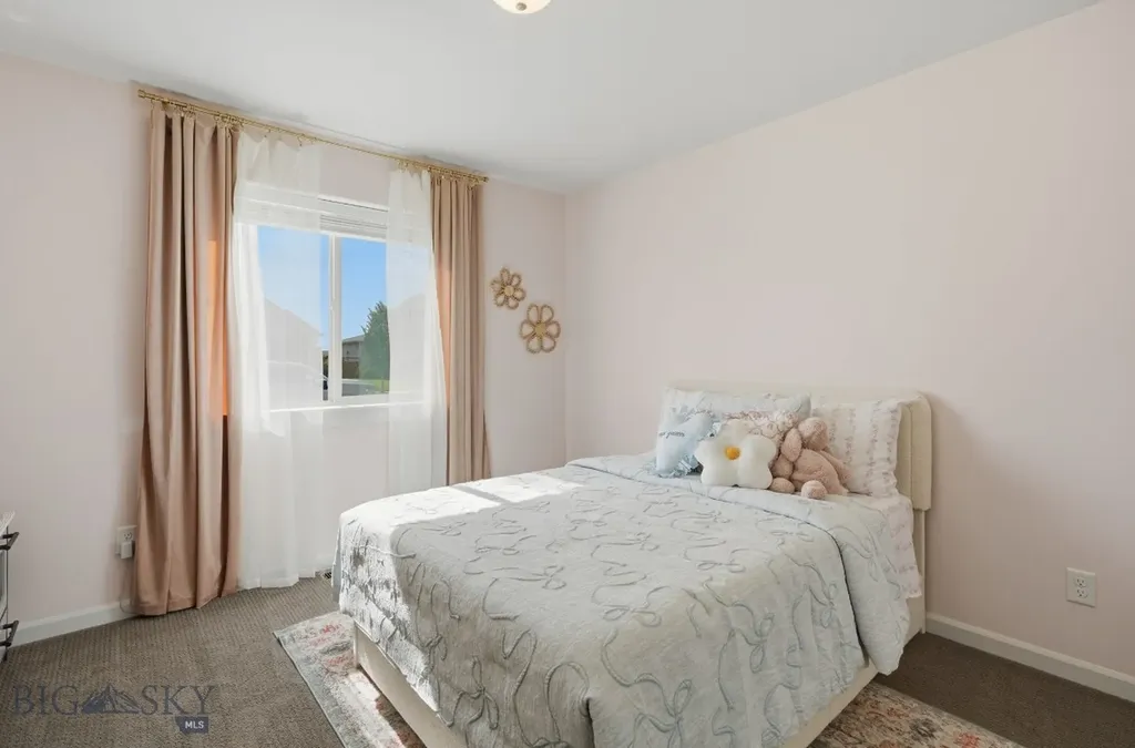 1704 Shelby Avenue Belgrade MT 59714