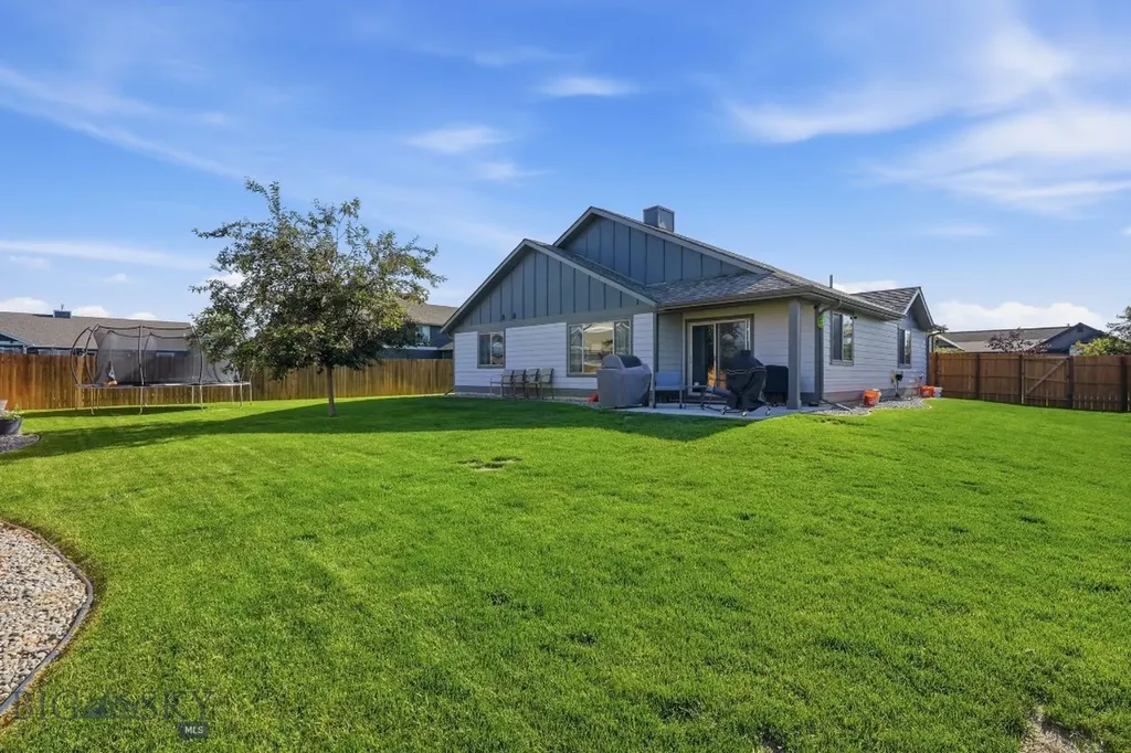 1704 Shelby Avenue Belgrade MT 59714
