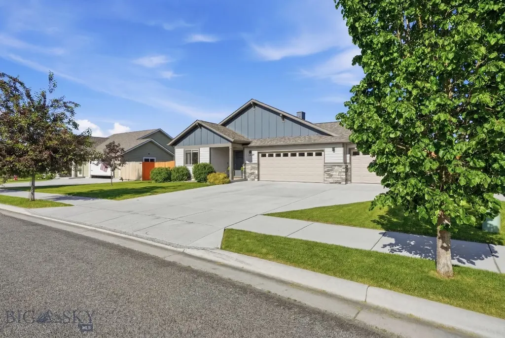 1704 Shelby Avenue Belgrade MT 59714