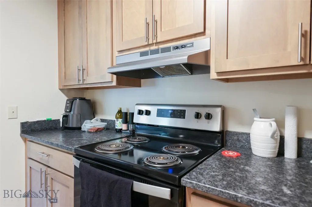 806 W Allison Avenue Belgrade MT 59714