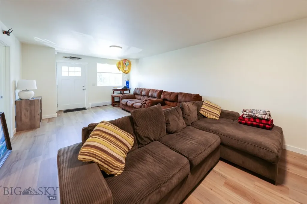 806 W Allison Avenue Belgrade MT 59714