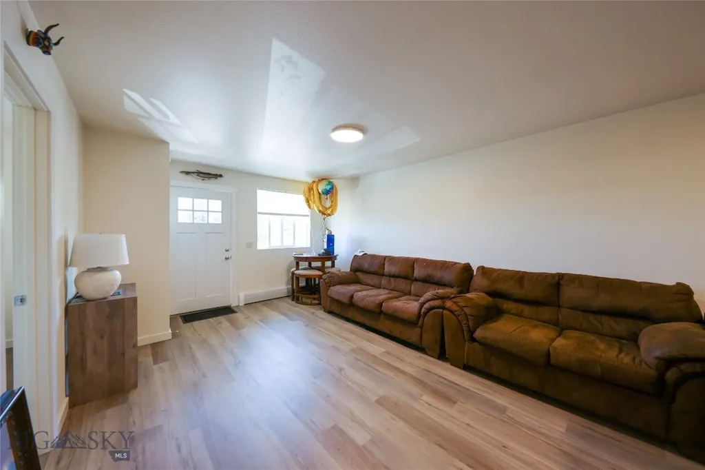 806 W Allison Avenue Belgrade MT 59714