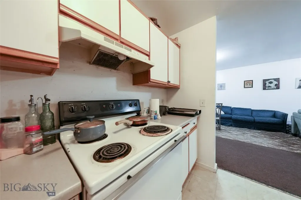 806 W Allison Avenue Belgrade MT 59714