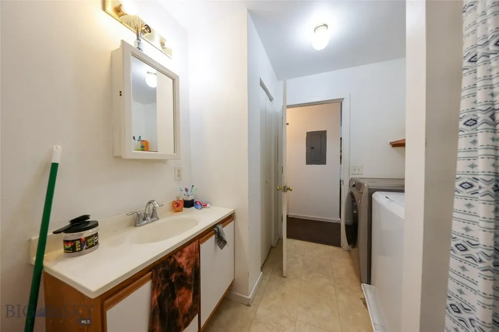 806 W Allison Avenue Belgrade MT 59714