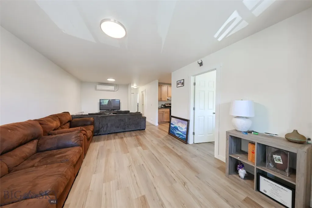 806 W Allison Avenue Belgrade MT 59714